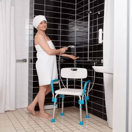 Стул для ванны Ortonica Lux-620 с поручнями